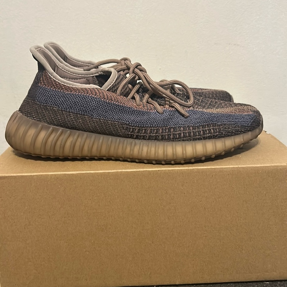 Yeezy 350 Fade men’s